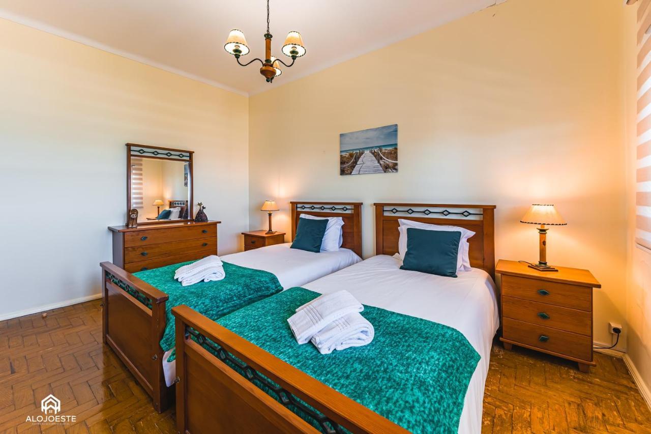 Casa A Beira Mar - Countryhouse With Ocean View São Pedro da Cadeira エクステリア 写真