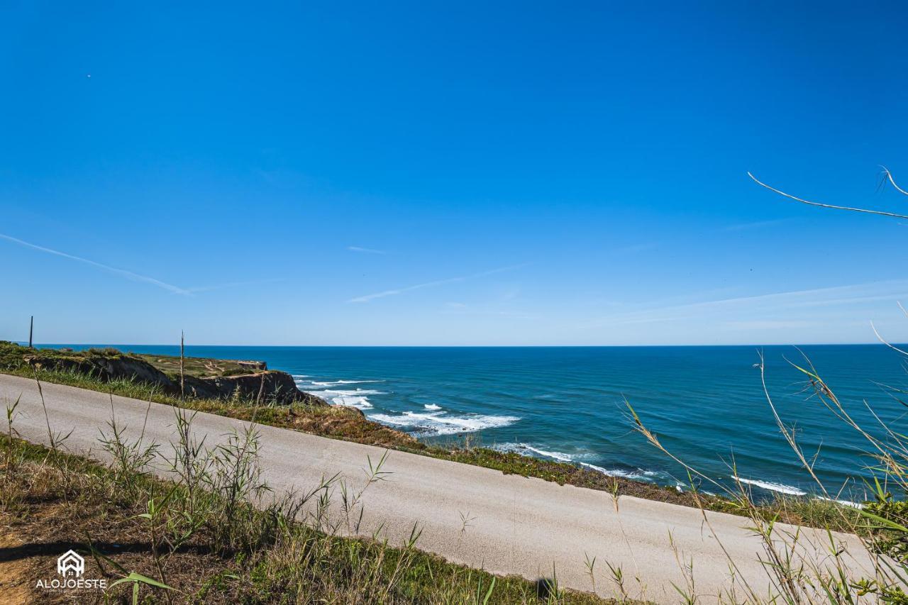 Casa A Beira Mar - Countryhouse With Ocean View São Pedro da Cadeira エクステリア 写真