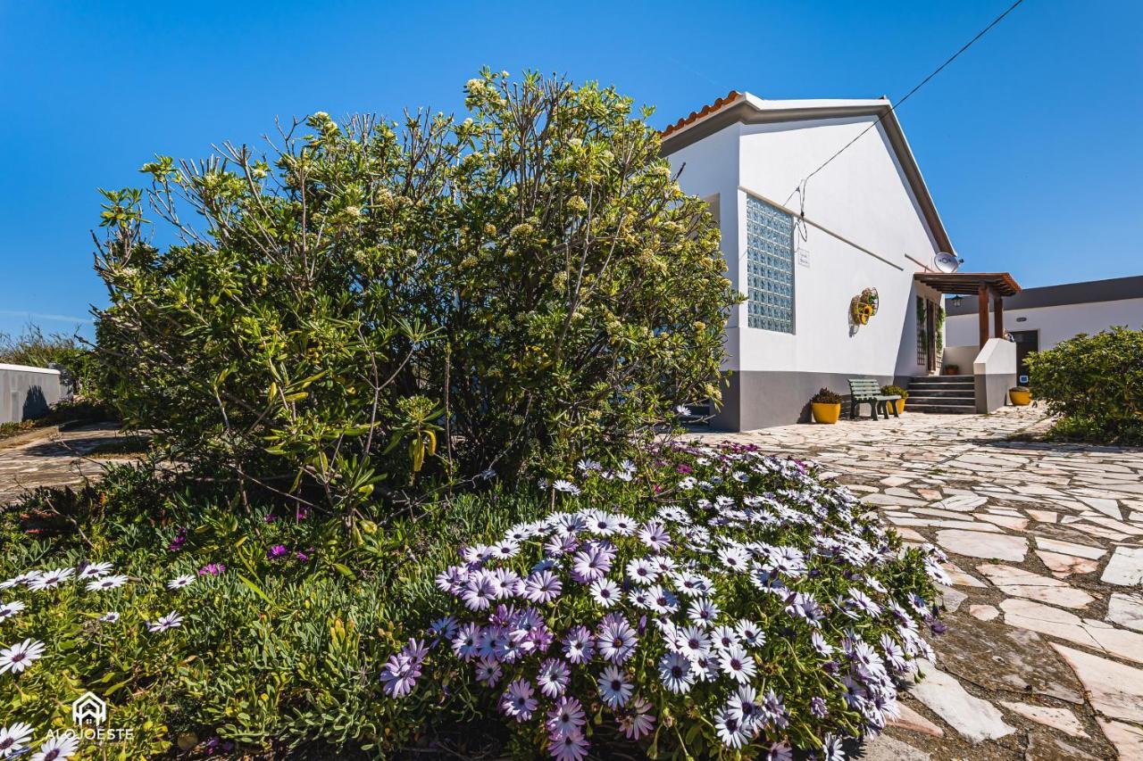 Casa A Beira Mar - Countryhouse With Ocean View São Pedro da Cadeira エクステリア 写真