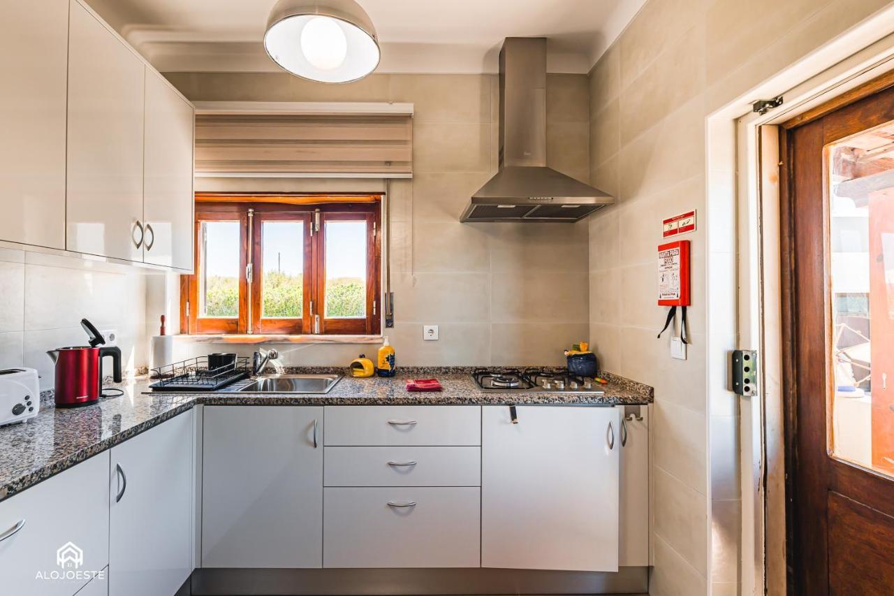 Casa A Beira Mar - Countryhouse With Ocean View São Pedro da Cadeira エクステリア 写真
