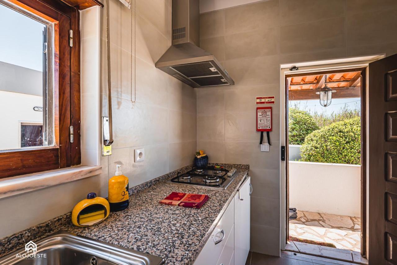Casa A Beira Mar - Countryhouse With Ocean View São Pedro da Cadeira エクステリア 写真